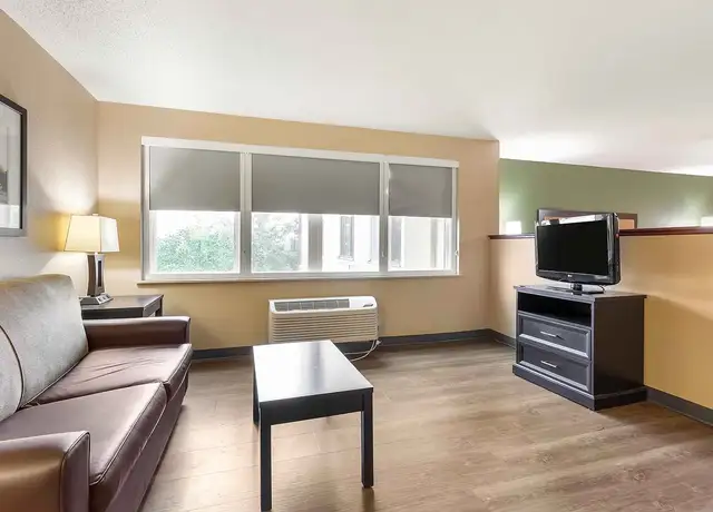 Photo of 6800 Metropolitan Center Dr, Springfield, VA 22150