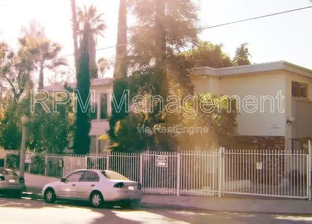 Property at 1909 Beachwood Dr Unit 18, Los Angeles, CA, 90068, 1 bed, 1 bath, [object Object]