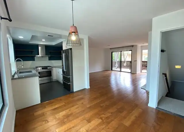 Property at 3715 Emerald St Unit H, Torrance, CA, 90503, 3 beds, 2.5 baths, [object Object]