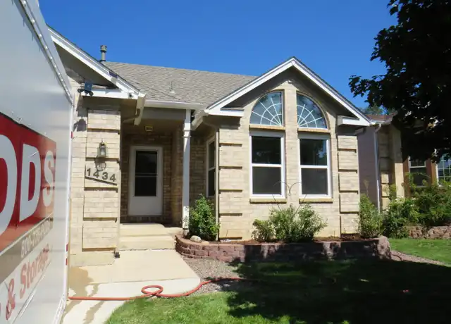 Property at 1434 S Canoe Creek Dr, Colorado Springs, CO, 80906, 6 beds, 3 baths, [object Object]
