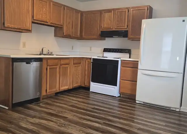 Property at 122 Madison Spg, Mt Sterling, KY, 40353, 2 beds, 2 baths, [object Object]