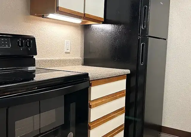 Property at Hilltop Court Apartments - 1314 Spring St, Seattle, WA, 98104, 0 beds, 1 bath, [object Object]