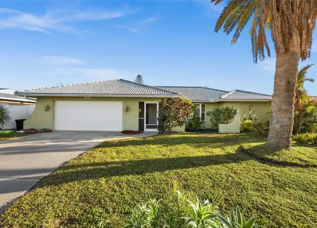 Property at 2209 Blackwood Dr, Venice, FL, 34293, 3 beds, 2 baths, [object Object]