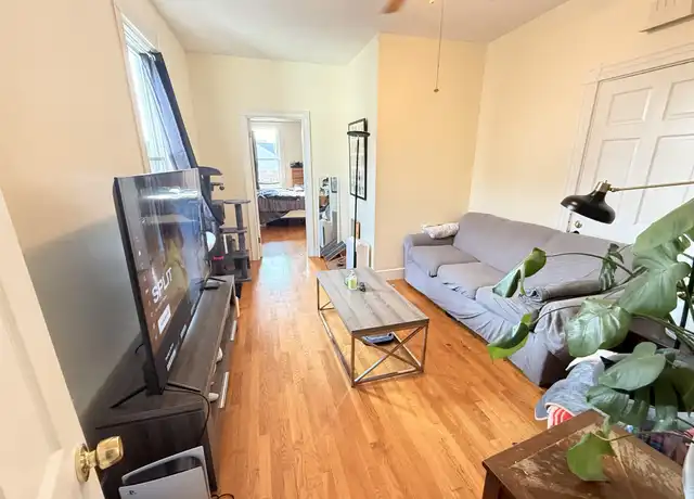 Property at 202 Market St Unit 2, Boston, MA, 02135, 3 beds, 1 bath, [object Object]