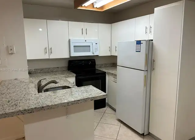 Property at 951 Lyons Rd #6103, Coconut Creek, FL, 33063, 1 bed, 1 bath, [object Object]