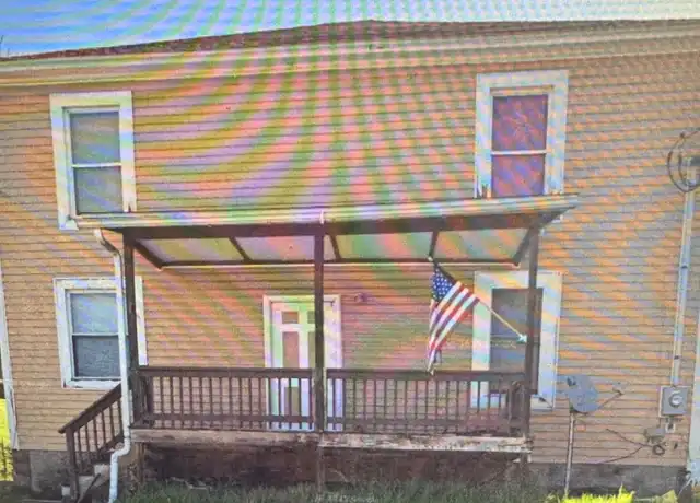 Property at 2021 Listravia Ave, Morgantown, WV, 26505, 3 beds, 1 bath, [object Object]