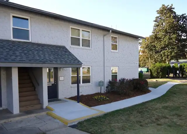 Property at 1191 Oakland Ln SW Unit 103, Atlanta, GA, 30310, 3 beds, 1.5 baths, [object Object]