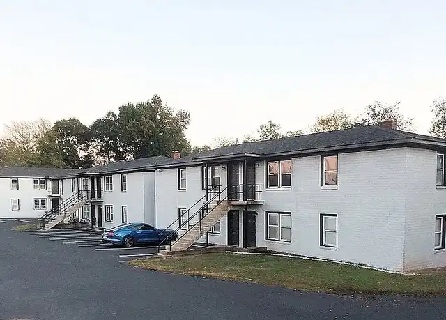 Property at Hampton Avenue Apartments - 1101 Hampton Ave, Greenville, SC, 29601, 2 beds, 1 bath, [object Object]