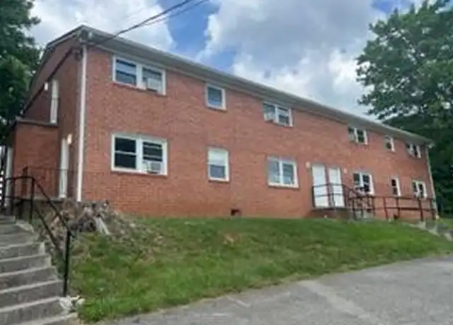 Property at 215 Nolens Hill Rd, Ferrum, VA, 24088, 1 bed, 1 bath, [object Object]