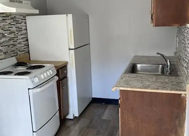 Property at 64 Rosedale St Unit C-3, Bridgeport, CT, 06604, 1 bed, 1 bath, [object Object]