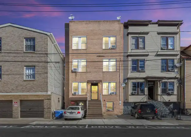 Property at 616 10th St, Union City, NJ, 07087, 2 beds, 1 bath, [object Object]