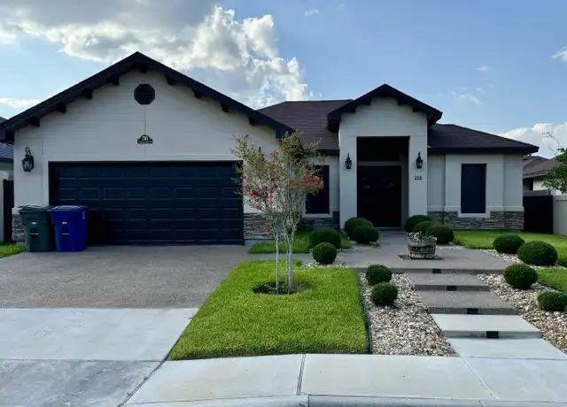 Property at 216 Canyon Oak Dr, Laredo, TX, 78045, 3 beds, 2.5 baths, [object Object]