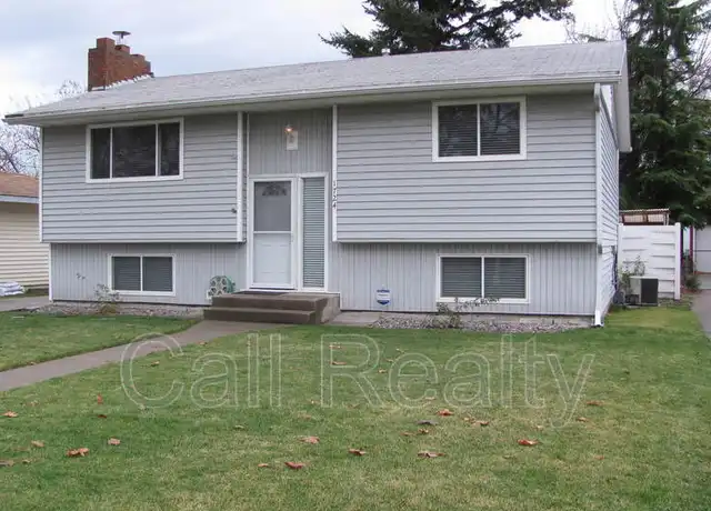 Property at 1724 N Lee St, Spokane, WA, 99207, 5 beds, 2 baths, [object Object]