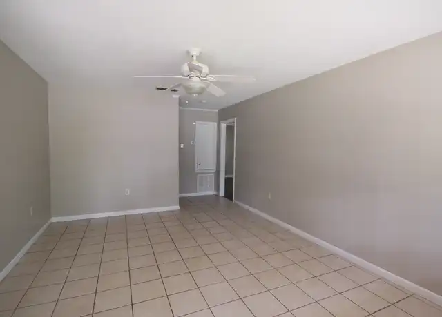 Property at 714 N 29th Ave Apt 6, Hattiesburg, MS, 39401, 2 beds, 1 bath, [object Object]
