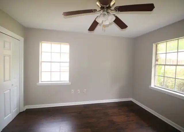 Property at 714 N 29th Ave Apt 6, Hattiesburg, MS, 39401, 2 beds, 1 bath, [object Object]