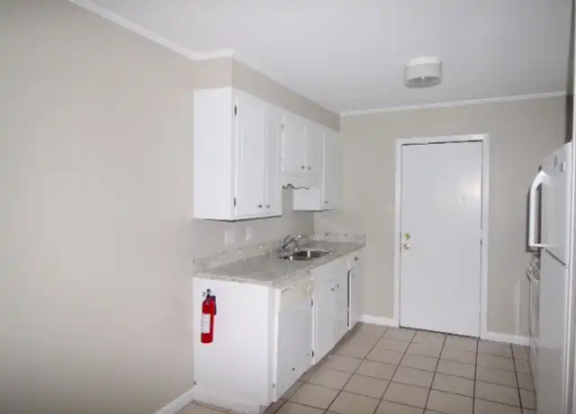 Property at 714 N 29th Ave Apt 6, Hattiesburg, MS, 39401, 2 beds, 1 bath, [object Object]