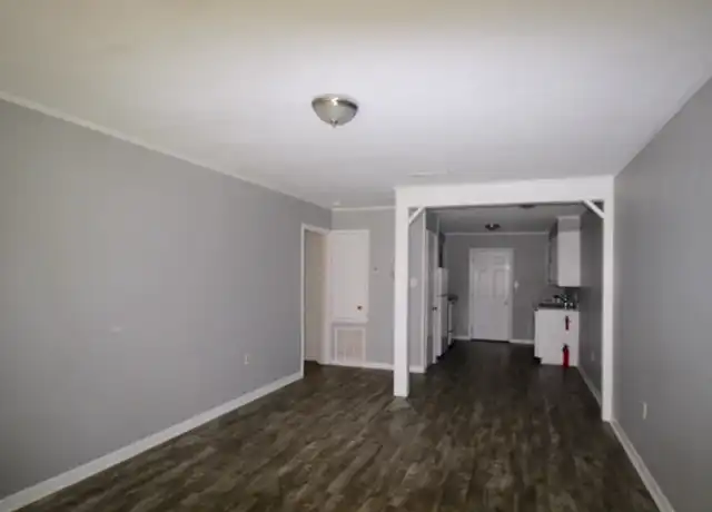 Property at 714 N 29th Ave Apt 6, Hattiesburg, MS, 39401, 2 beds, 1 bath, [object Object]