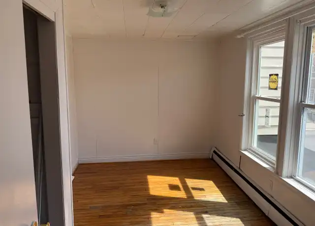 Property at 9 S Main St Unit 4, Mechanicville, NY, 12118, 2 beds, 1 bath, [object Object]