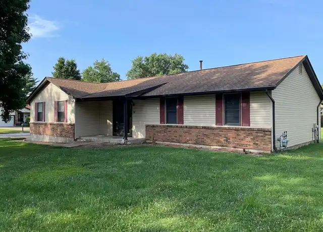Property at 14 Twin Oaks Dr, Saint Peters, MO, 63376, 3 beds, 2 baths, [object Object]