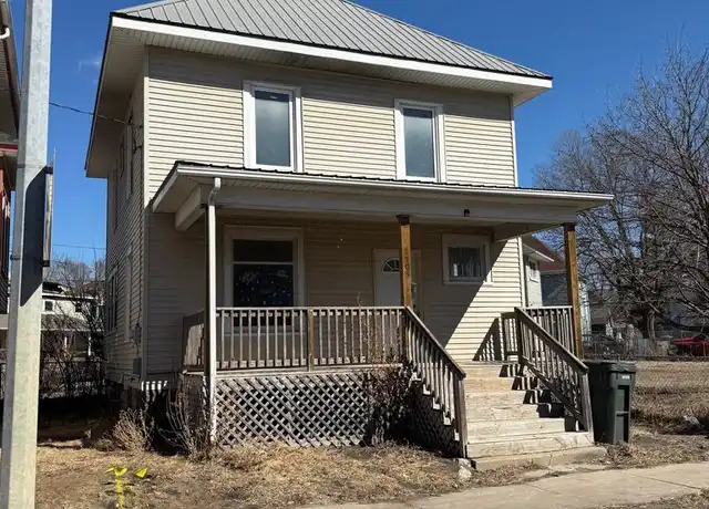 Property at 1103 Franklin St, Waterloo, IA, 50703, 4 beds, 1 bath, [object Object]
