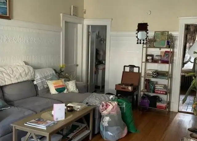 Property at 5 Bellvista Rd #2, Brighton, MA, 02135, 2 beds, 1 bath, [object Object]