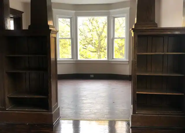 Property at 260 Humboldt Pkwy Unit Upper, Buffalo, NY, 14214, 3 beds, 1 bath, [object Object]
