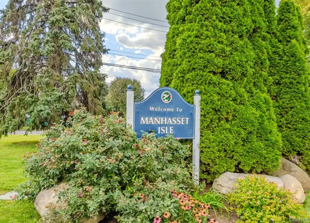 Property at 26 Pequot Ave Unit B, Port Washington, NY, 11050, 3 beds, 2.5 baths, [object Object]