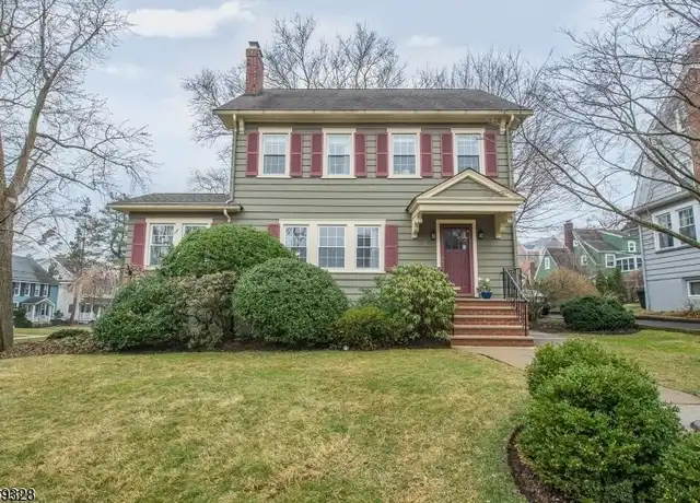 Property at 2 Inness Pl, Glen Ridge, NJ, 07028, 4 beds, 2.5 baths, [object Object]