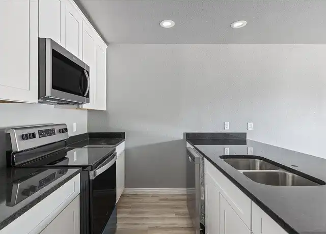 Property at 9114 Royal Ln, Woodway, TX, 76712, 1 bed, 1 bath, [object Object]