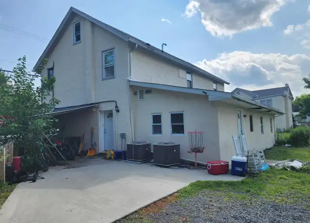 Property at 1084 S Hanover St, Pottstown, PA, 19465, 4 beds, 2 baths, [object Object]