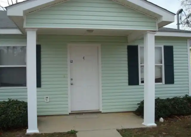 Property at 500 Gibbs St, Troy, AL, 36081, 3 beds, 3 baths, [object Object]