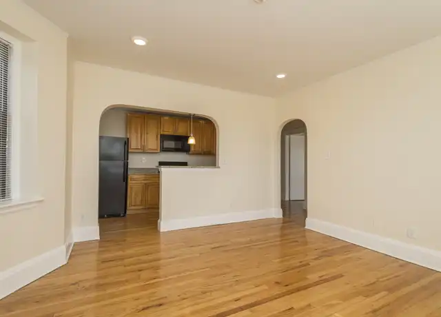 Property at 123 Highland Ave Unit 32A, Somerville, MA, 02143, 2 beds, 1 bath, [object Object]
