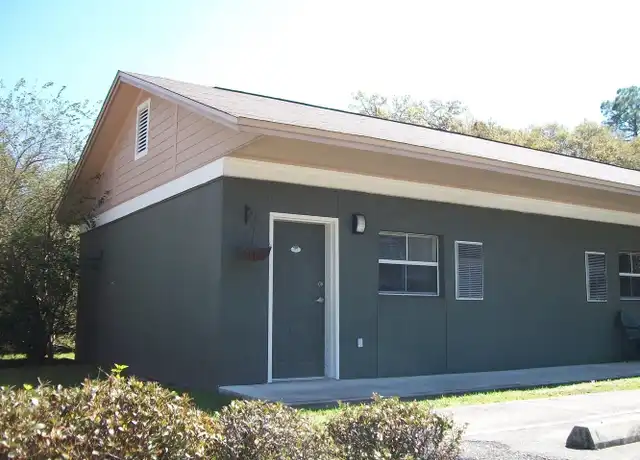Property at 1609 W Pensacola St Unit 121, Tallahassee, FL, 32304, 1 bed, 1 bath, [object Object]