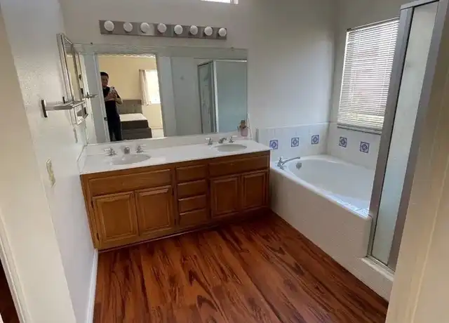 Property at 6 Latina, Irvine, CA, 92614, 4 beds, 2.5 baths, [object Object]