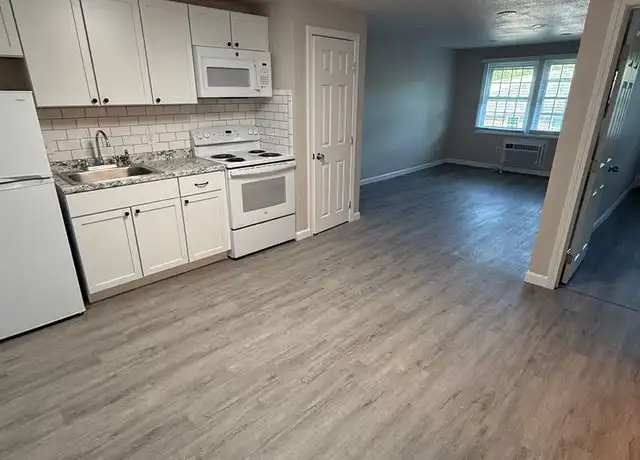 Property at 90 Ridgewood Ln Unit 53-22, Gardner, MA, 01440, 1 bed, 1 bath, [object Object]