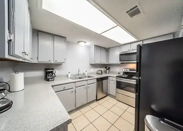 Property at Cedar Gardens - 1100 Red Cedar Ln, Arlington, TX, 76011, 2 beds, 2 baths, [object Object]