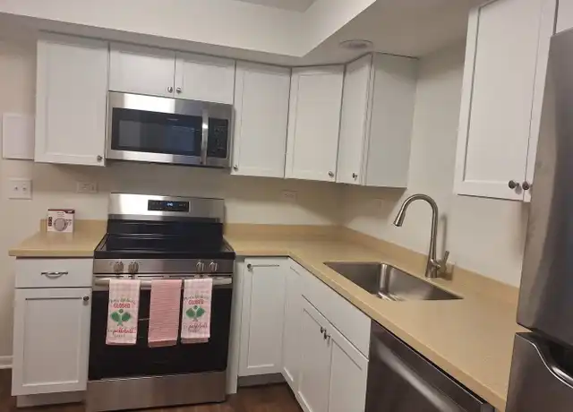 Property at 720 N Austin Blvd Unit GNW, Oak Park, IL, 60302, 1 bed, 1 bath, [object Object]