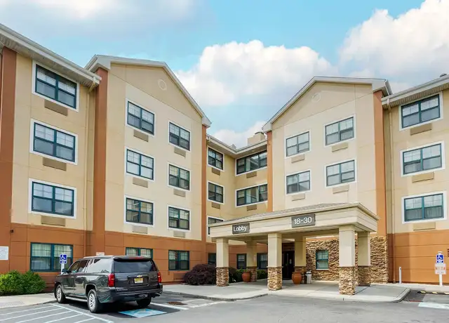 Photo of 18-30 Whitestone Expy, Whitestone, NY 11357