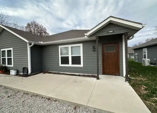 Property at 201 S Illinois St, Green Ridge, MO, 65332, 3 beds, 2 baths, [object Object]