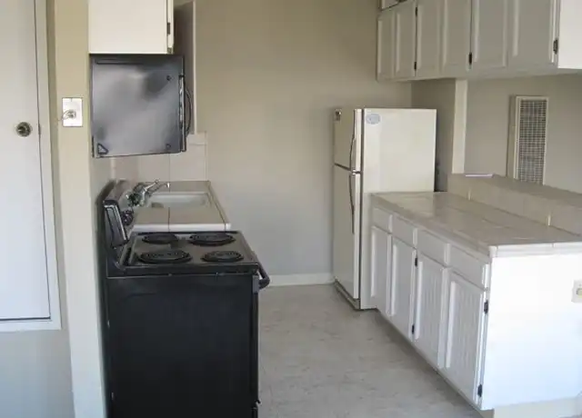 Property at 208 First St Unit 1, Santa Cruz, CA, 95060, 2 beds, 1 bath, [object Object]