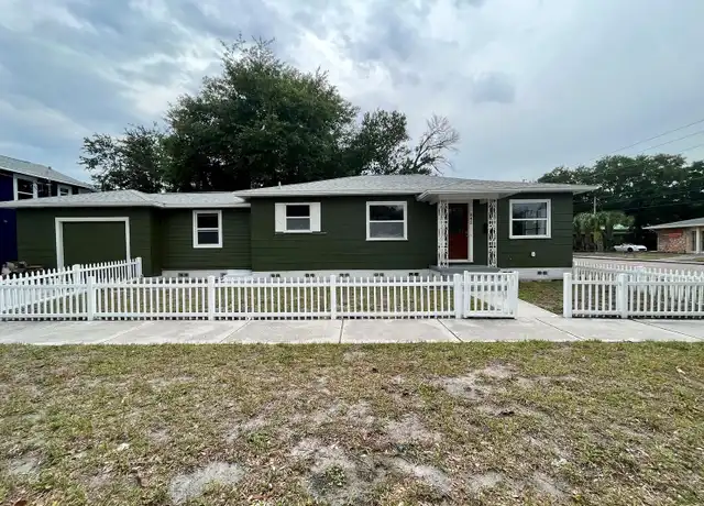 Property at 842 14th St N, Saint Petersburg, FL, 33705, 4 beds, 2 baths, [object Object]