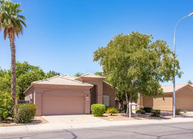 Property at 230 S Pineview Pl, Chandler, AZ, 85226, 3 beds, 2 baths, [object Object]