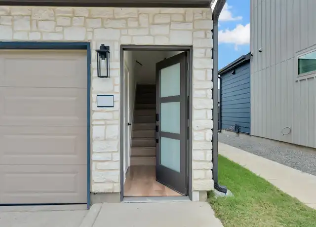 Property at 1836 Labrador Ln, Garland, TX, 75089, 1 bed, 1.5 baths, [object Object]