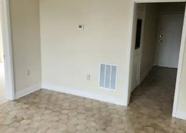 Property at 270 Bloomfield Ave, Bloomfield, NJ, 07003, 2 beds, 1 bath, [object Object]