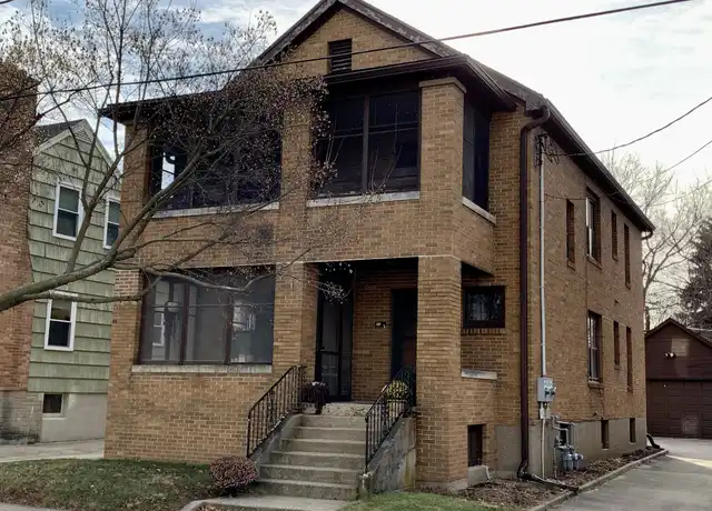 Property at 2109 Center Ave Unit 1, Madison, WI, 53704, 2 beds, 1 bath, [object Object]
