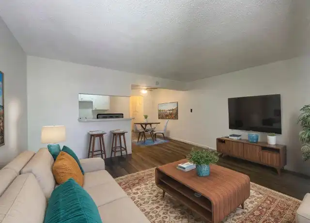 Property at 645 Atlantic Ave Unit 4, Long Beach, CA, 90802, 1 bed, 1 bath, [object Object]
