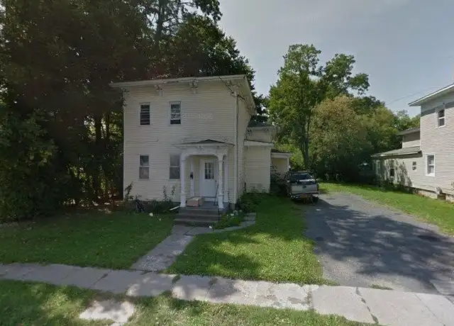Property at 802 Franklin St Unit 2, Watertown, NY, 13601, 3 beds, 2 baths, [object Object]