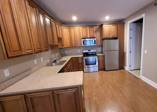 Property at Lions Gate - 1255 Main St, Davison, MI, 48423, 2-3 beds, 2 baths, [object Object]