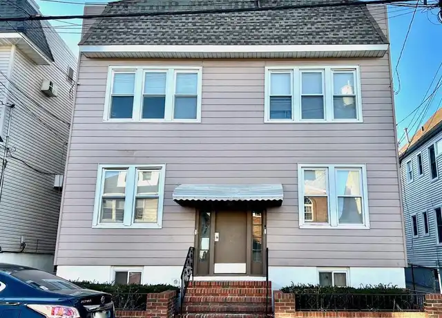 Property at 169 Forest St Unit 2R, Kearny, NJ, 07032, 2 beds, 1 bath, [object Object]