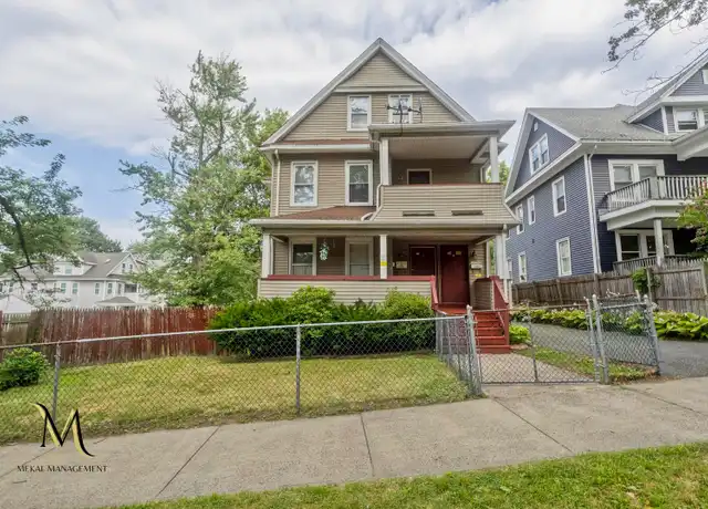 Property at 98-100 Prospect St Unit Second Floor, Springfield, MA, 01107, 3 beds, 1 bath, [object Object]
